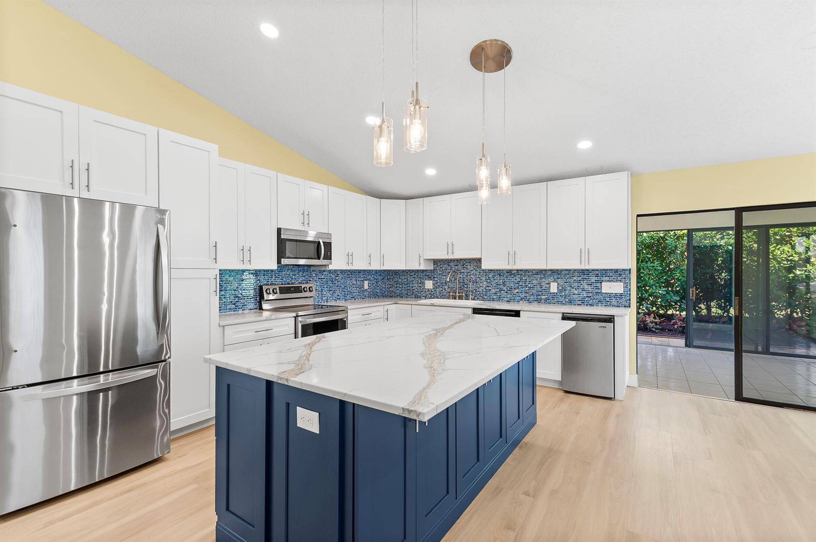 2685 RivieraDelray Beach - picture