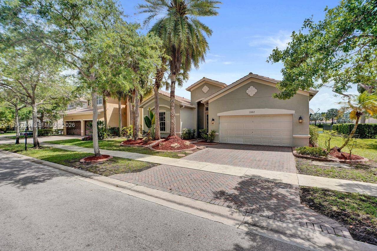 3982 W Whitewater AveWeston - picture