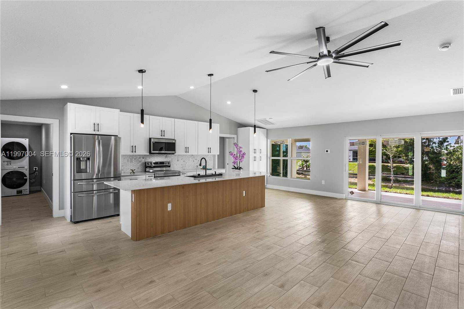2210 NW 2nd AveOther City - In The State Of Florida - picture