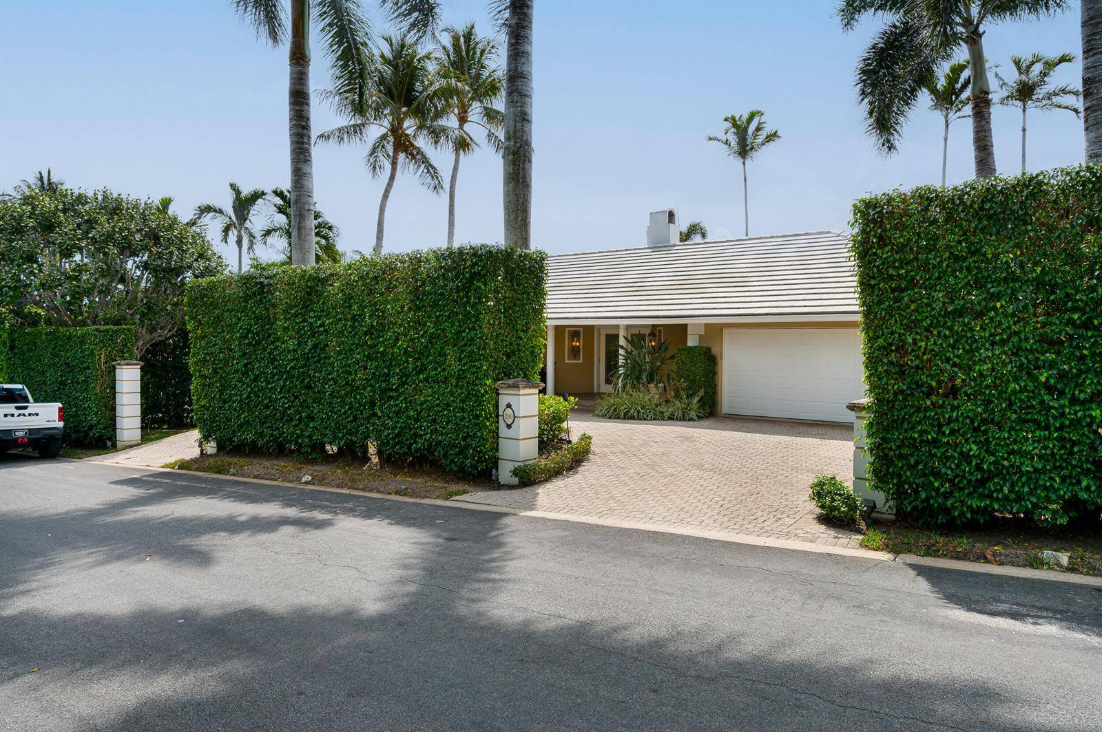 280 TradewindPalm Beach - picture