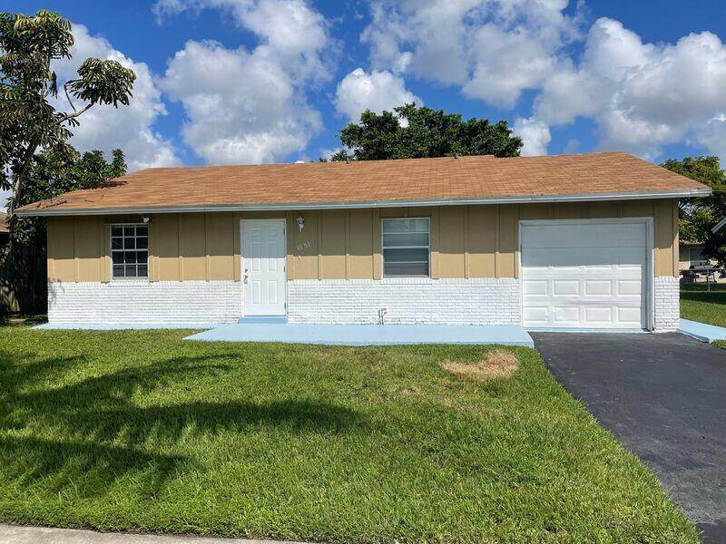 8151 SW 6thNorth Lauderdale - picture