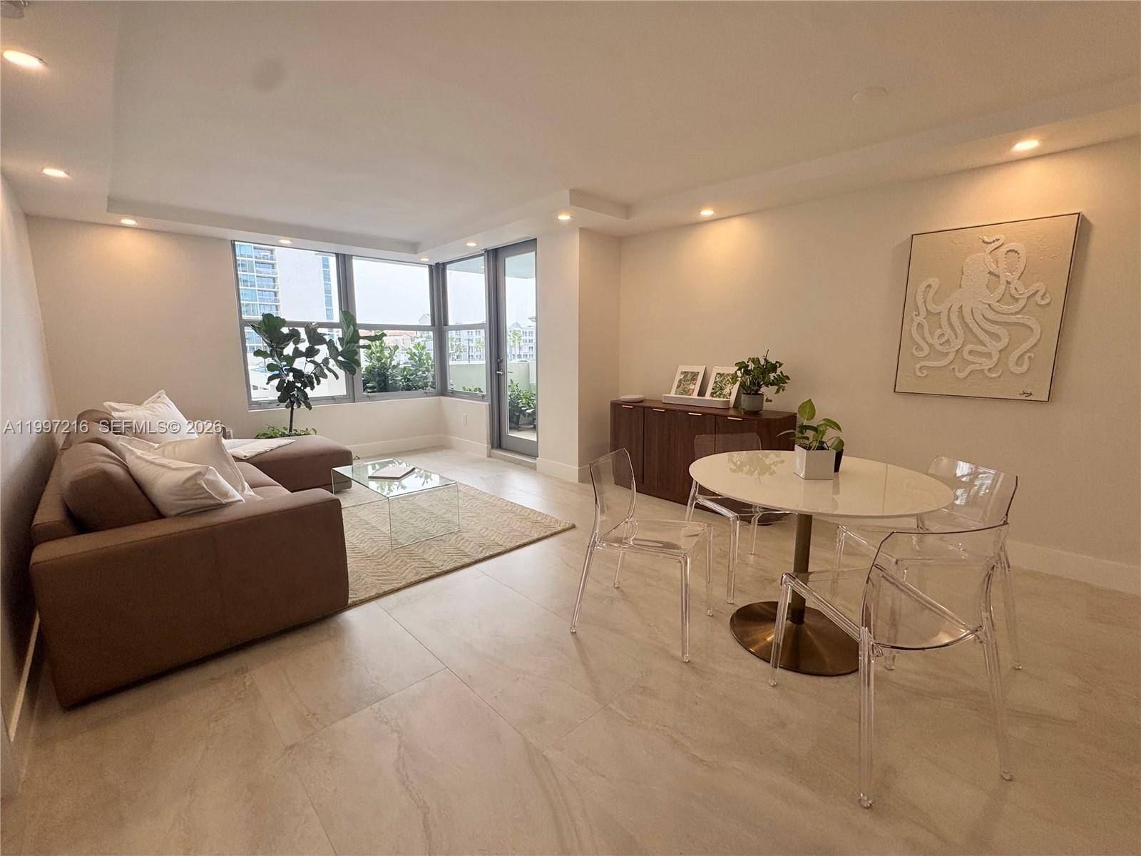 2899 Collins AveMiami Beach - Condo 5+ Stories,Condo condo unit 424 - picture