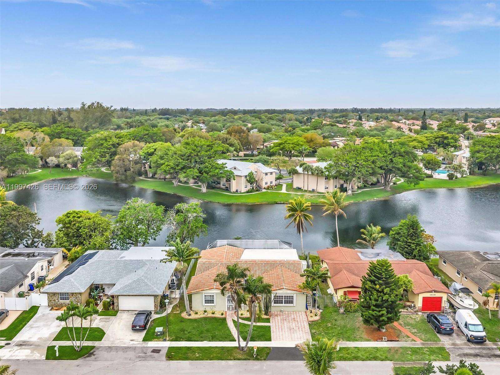 1900 NW 95th AvePembroke Pines - picture