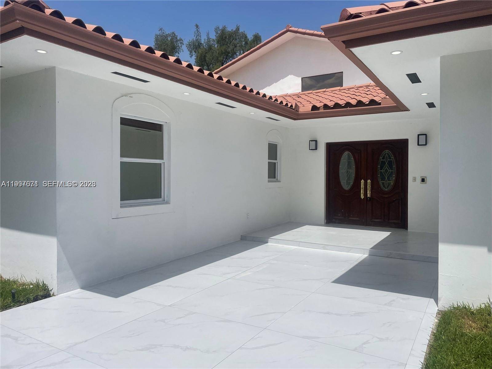19740 W Saint Andrews DrHialeah - picture