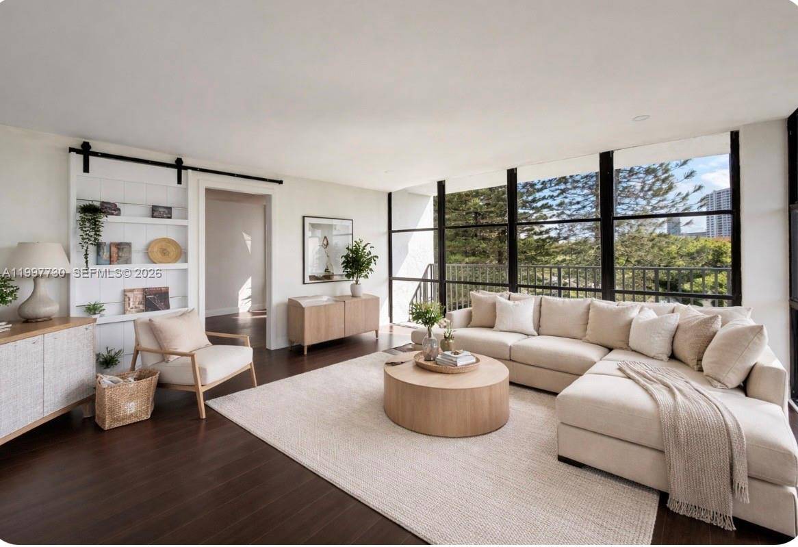 1000 Parkview DrHallandale Beach - OCEANVIEW PARK CONDO condo unit 531 - picture