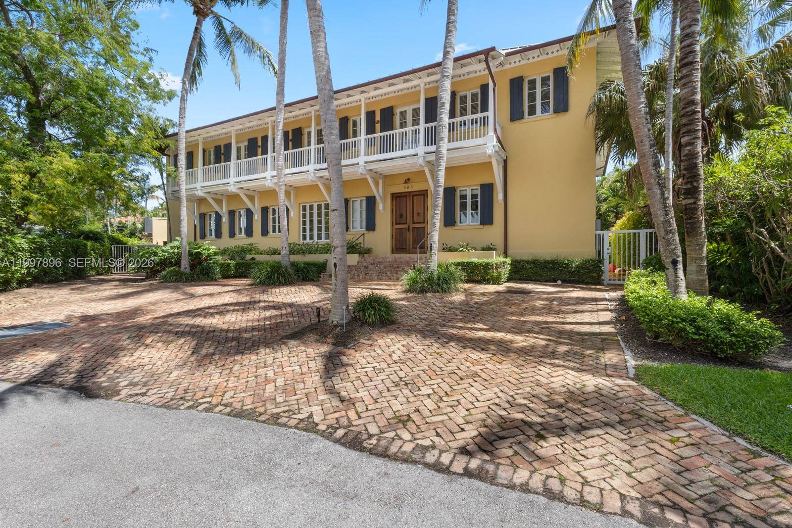 685 Harbor LnKey Biscayne - picture