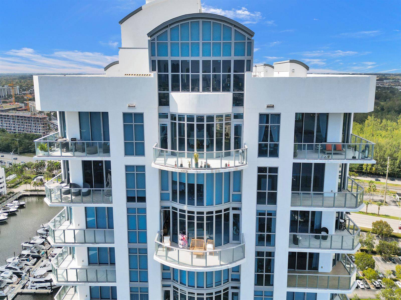 17301 BiscayneNorth Miami Beach - picture