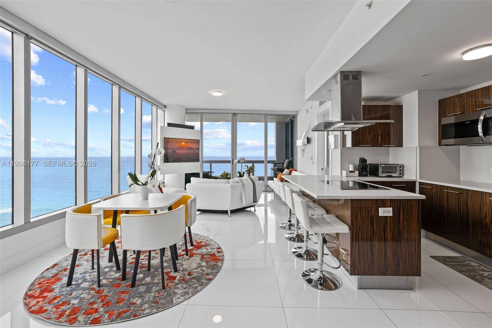 6899 Collins AveMiami Beach - Condo/Co-Op/Annual,Condo condo unit 1905 - picture