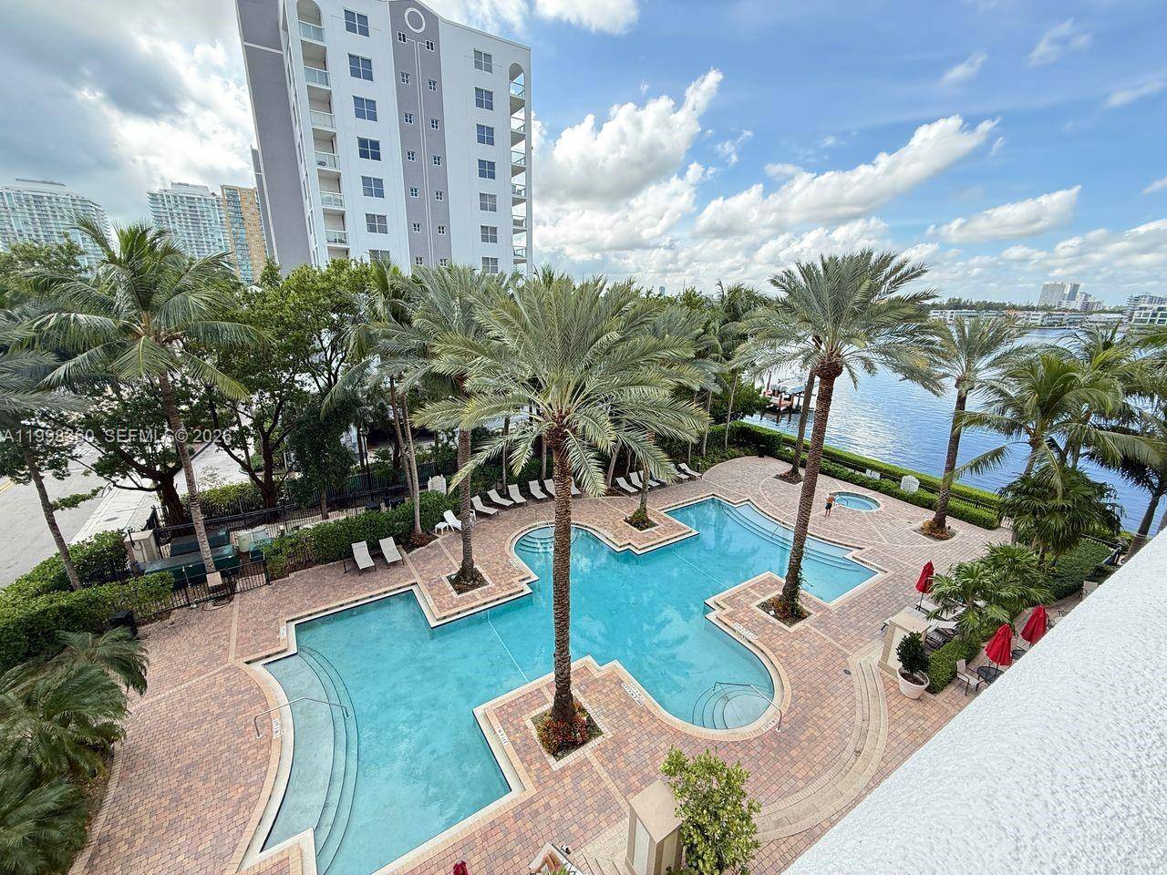 17100 N Bay RdSunny Isles Beach - Condo/Co-Op/Annual,Condo condo unit 1502 - picture