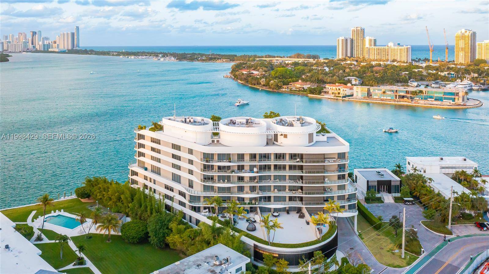 1135 103rd StBay Harbor Islands - Condo 5+ Stories,Condo condo unit 304 - picture