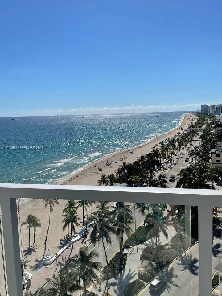 209 N Fort Lauderdale Beach BlvdFort Lauderdale - Condo/Co-Op/Annual,Condo condo unit 12E - picture