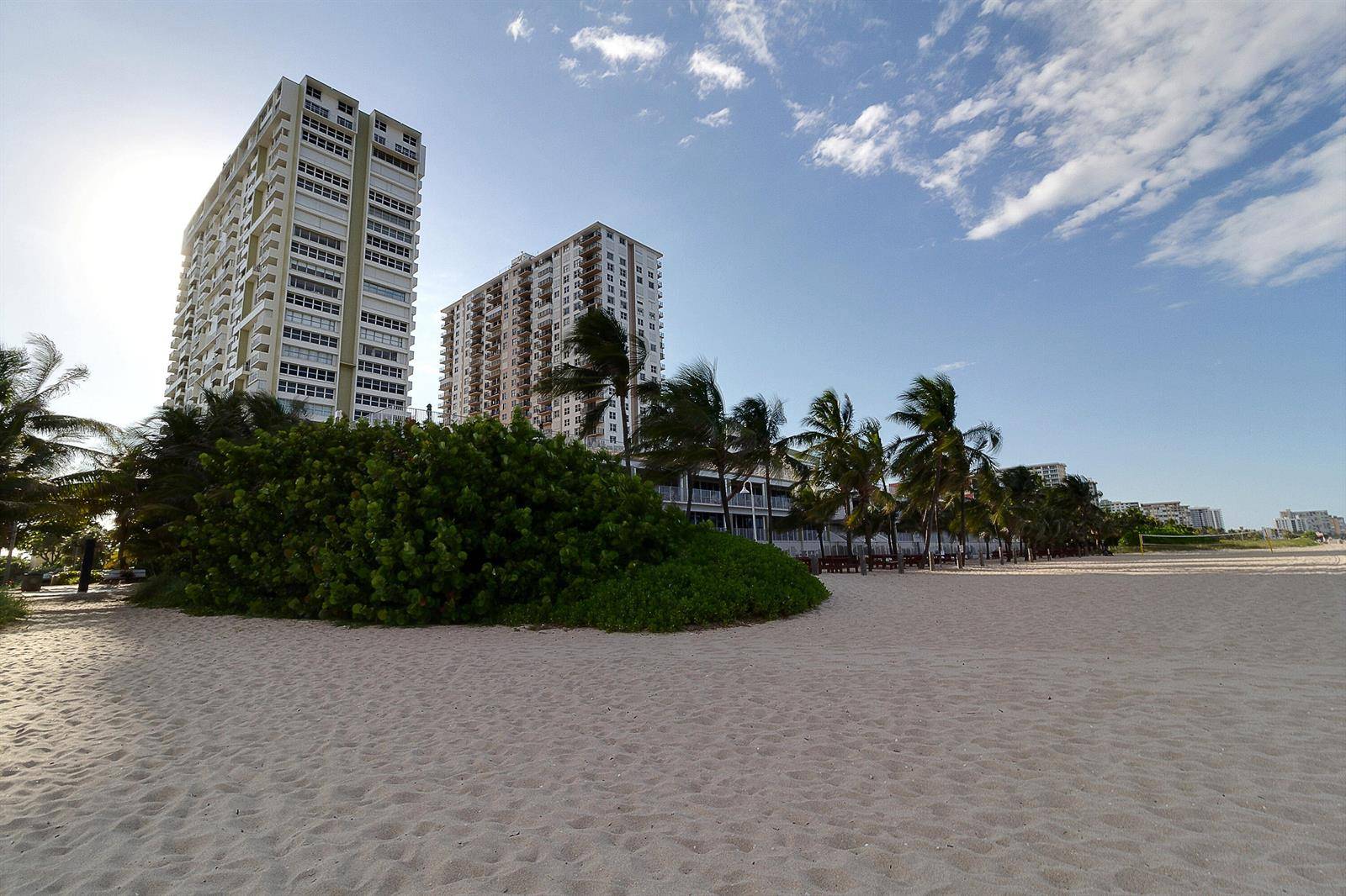 101 BRINYPompano Beach - POMPANO BEACH CLUB NORTH C condo unit 409 - picture