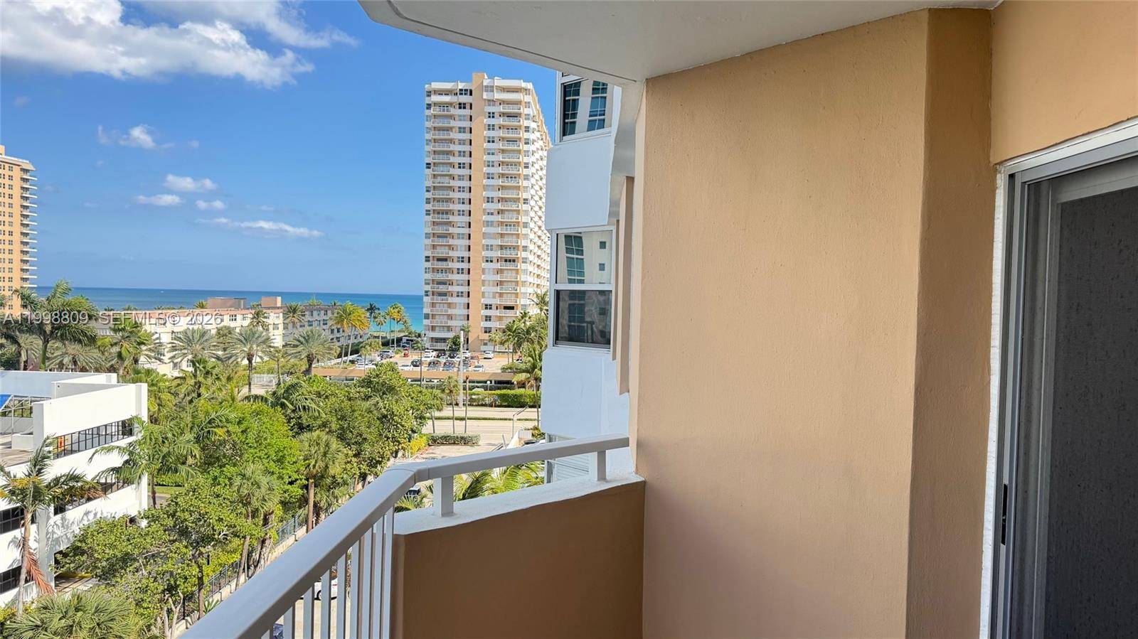 1965 S Ocean DrHallandale Beach - Condo 5+ Stories,Condo condo unit 5D - picture