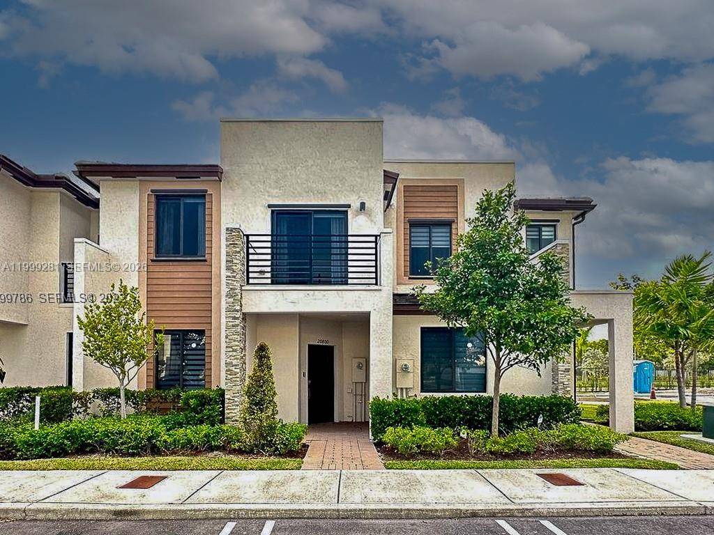 20800 NE 5th CtMiami - picture
