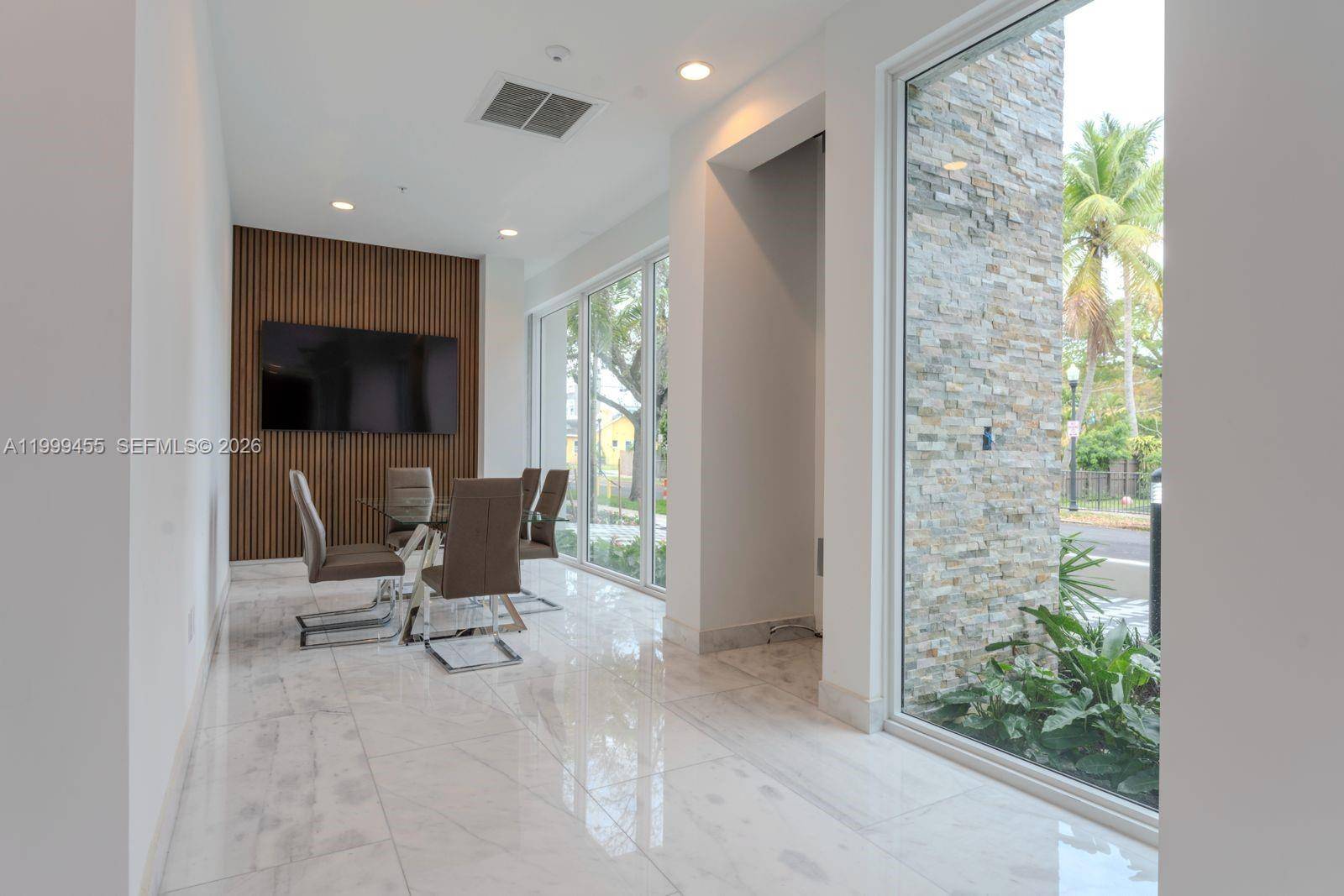 1850 Monroe StHollywood - Condo 1-4 Stories,Condo condo unit 410 - picture