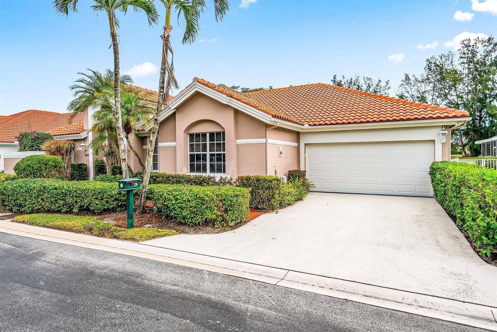 230 Eagleton EstatePalm Beach Gardens - picture