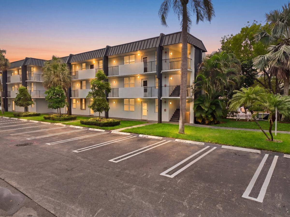 777 S FederalPompano Beach - ISLAND CLUB CONDO condo unit 104l - picture