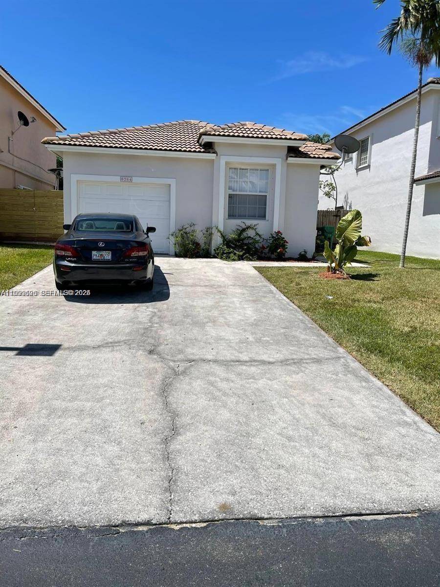 8784 SW 213th LnCutler Bay - picture