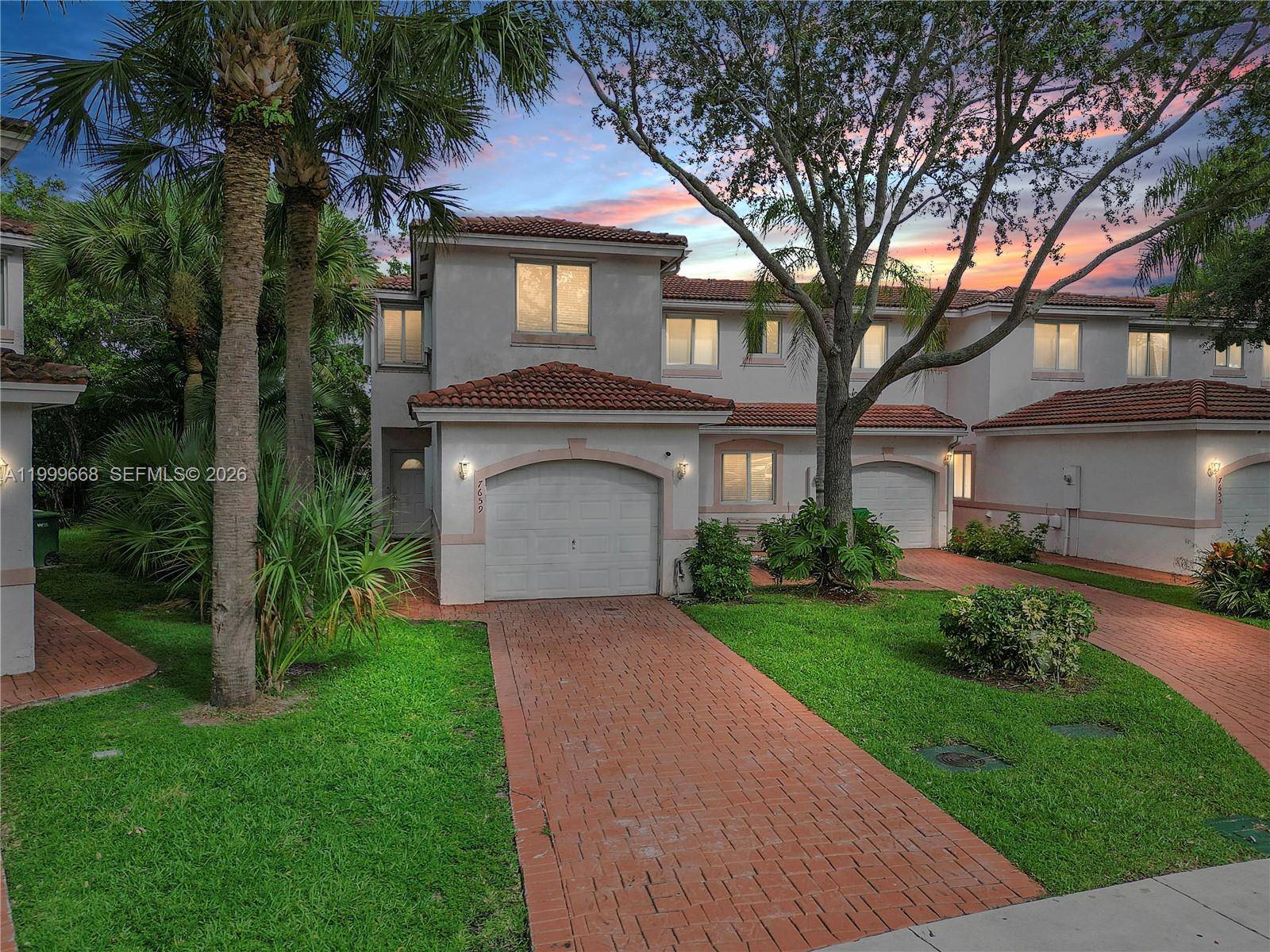 7659 Tamarac Island CircleTamarac - picture