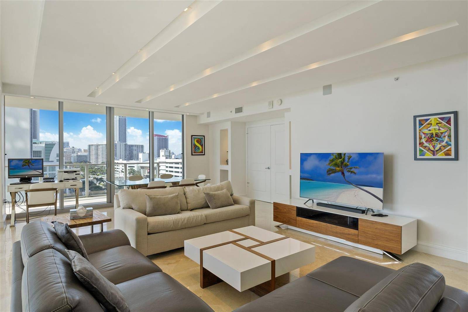 3101 S OceanHollywood - OCEAN PALMS CONDO condo unit 902 - picture