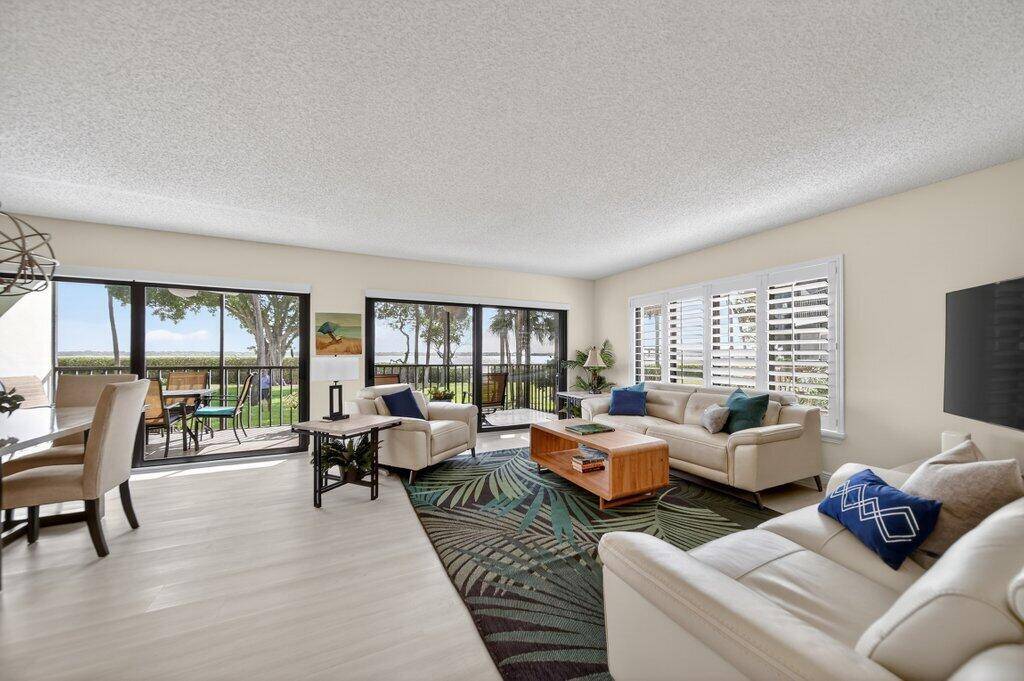 218 NE EdgewaterHutchinson Island - RIVERWOOD CONDO condo unit 218 - picture