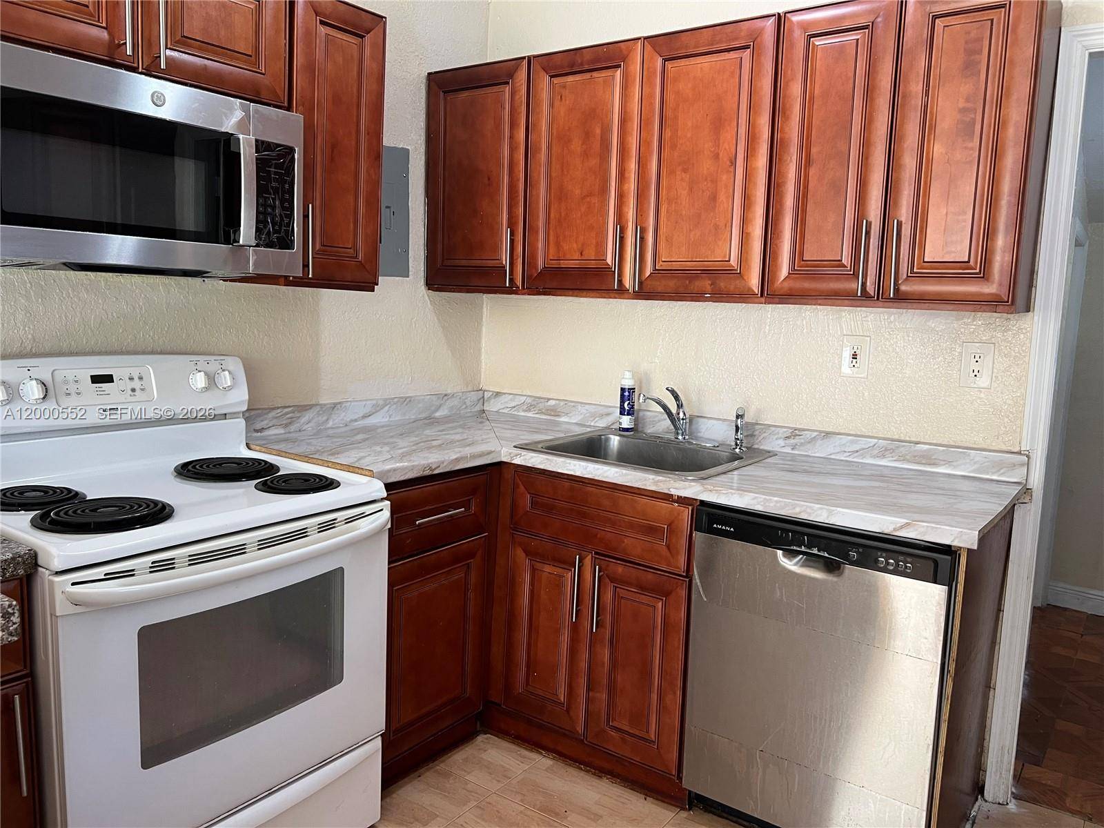 931 NW 34th WayLauderhill - picture