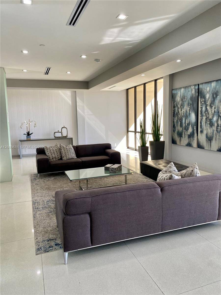 20379 W Country Club DrAventura - Condo 5+ Stories,Condo condo unit PH-40 - picture