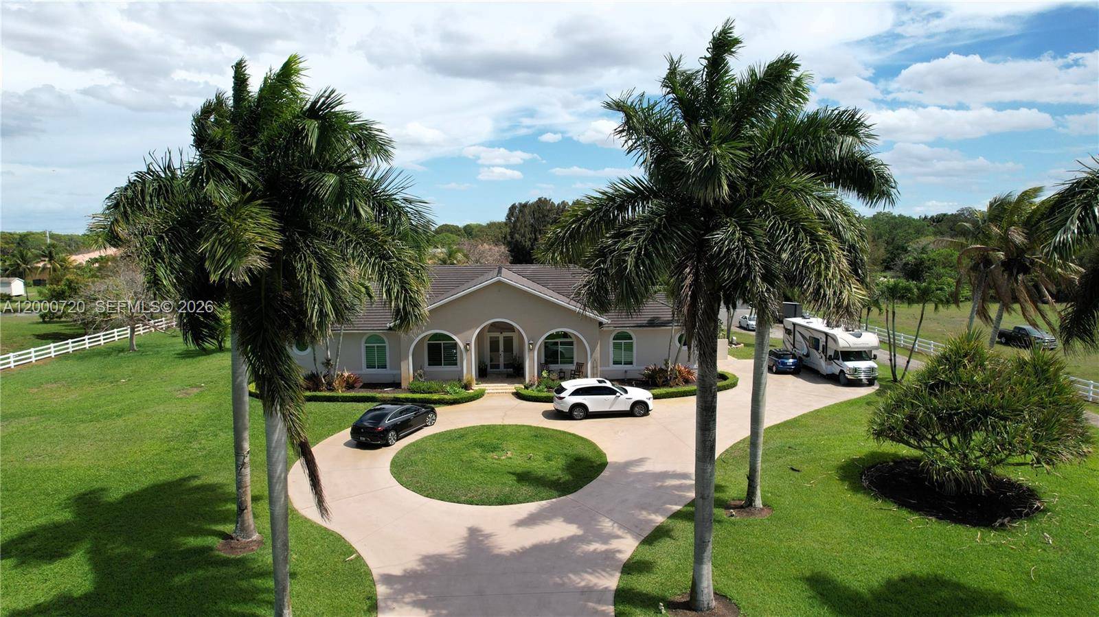 4810 SW 198th TerSouthwest Ranches - picture