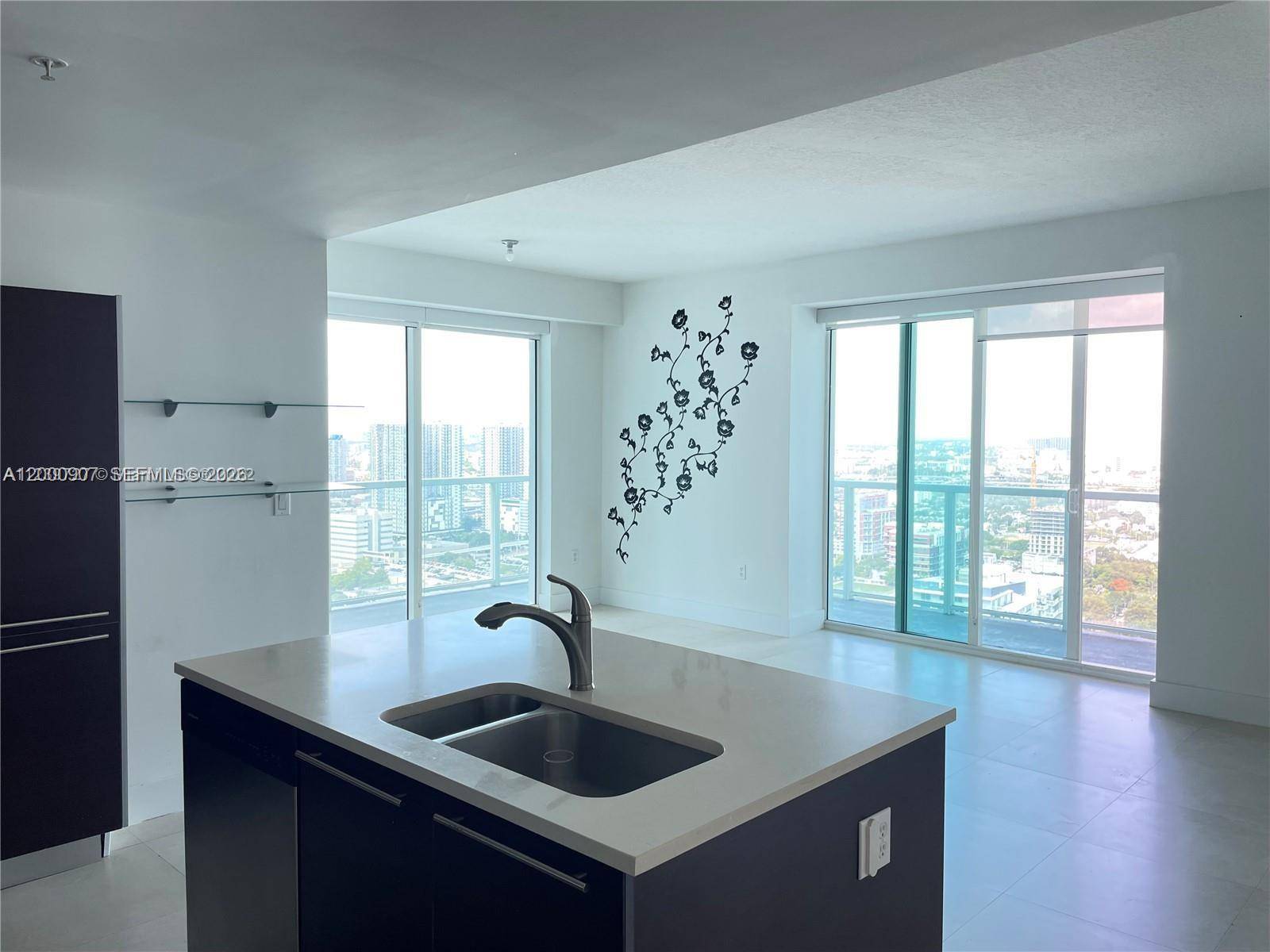 1900 N Bayshore DrMiami - Condo 5+ Stories,Condo condo unit 3311 - picture