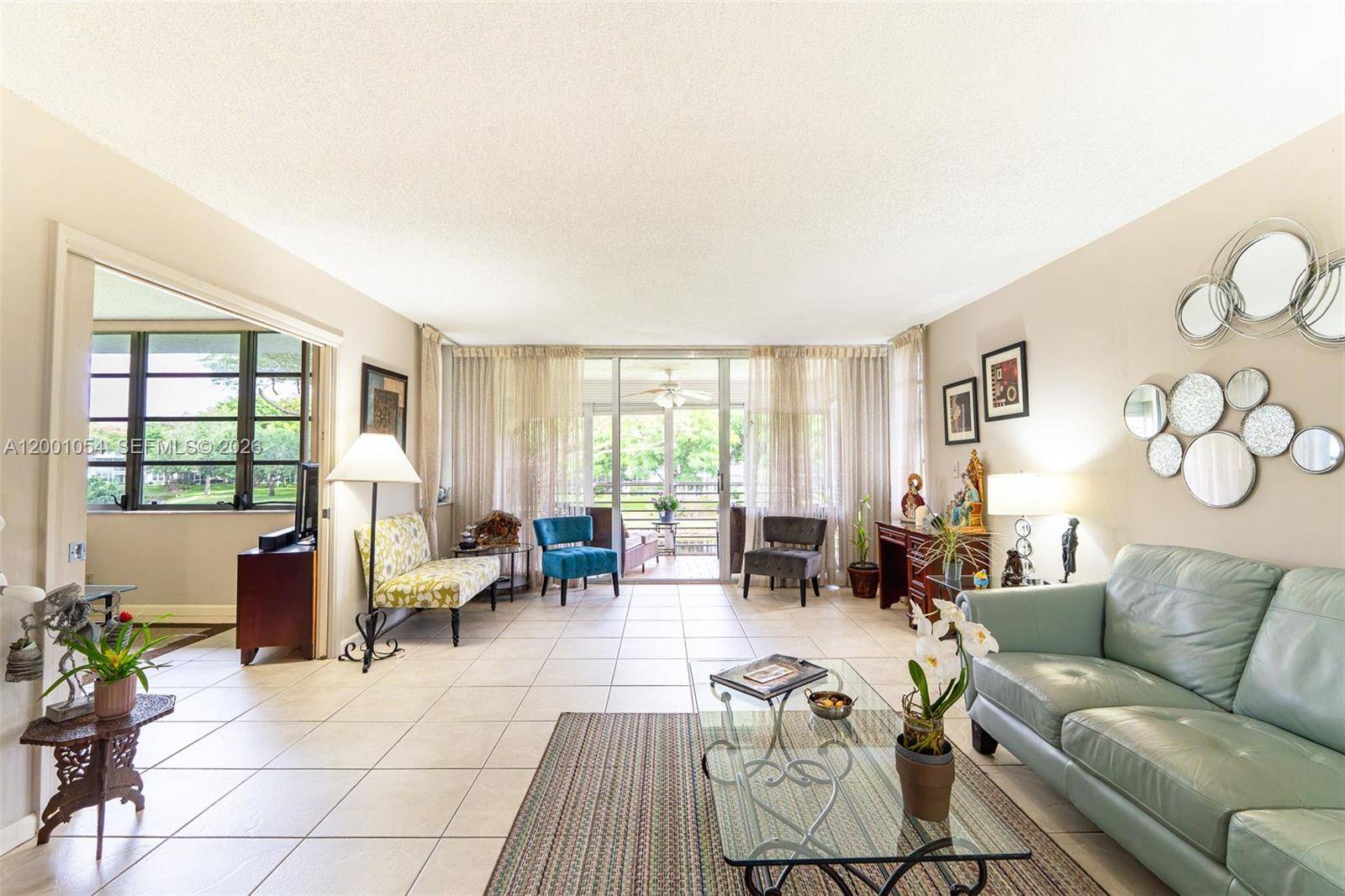 4221 W Palm Aire DrPompano Beach - Condo 1-4 Stories,Condo condo unit 203 - picture