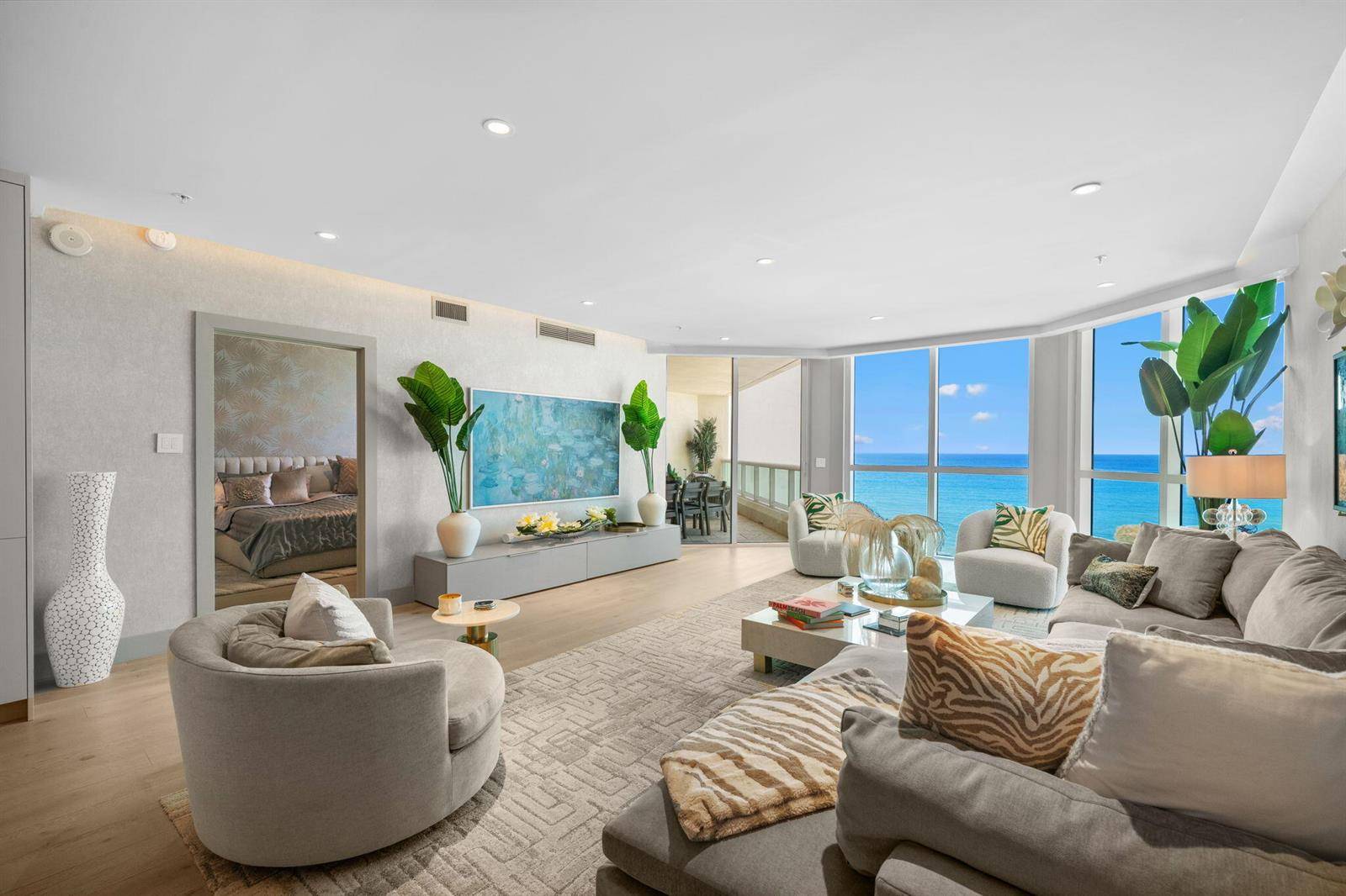 101 S Fort Lauderdale BeachFort Lauderdale - Las Olas beach Club condo unit 1404 - picture