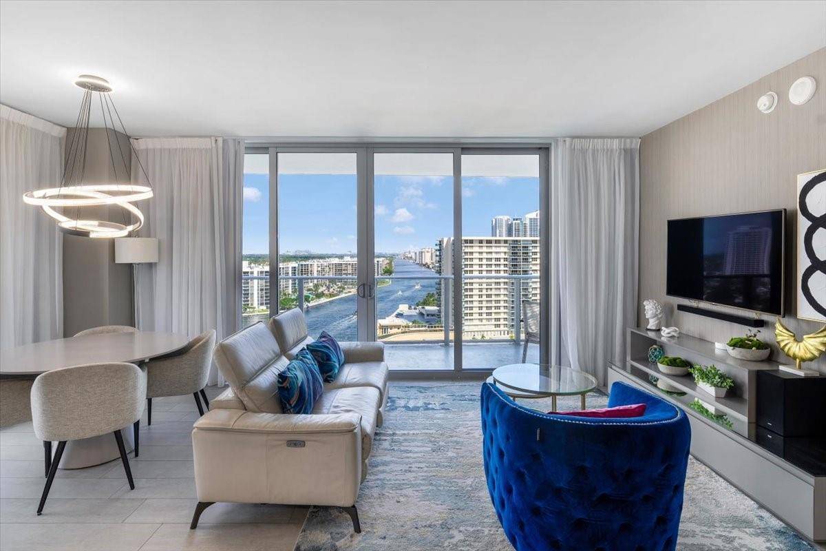 4010 S OceanHollywood - Hyde Beach House condo unit R1102 - picture