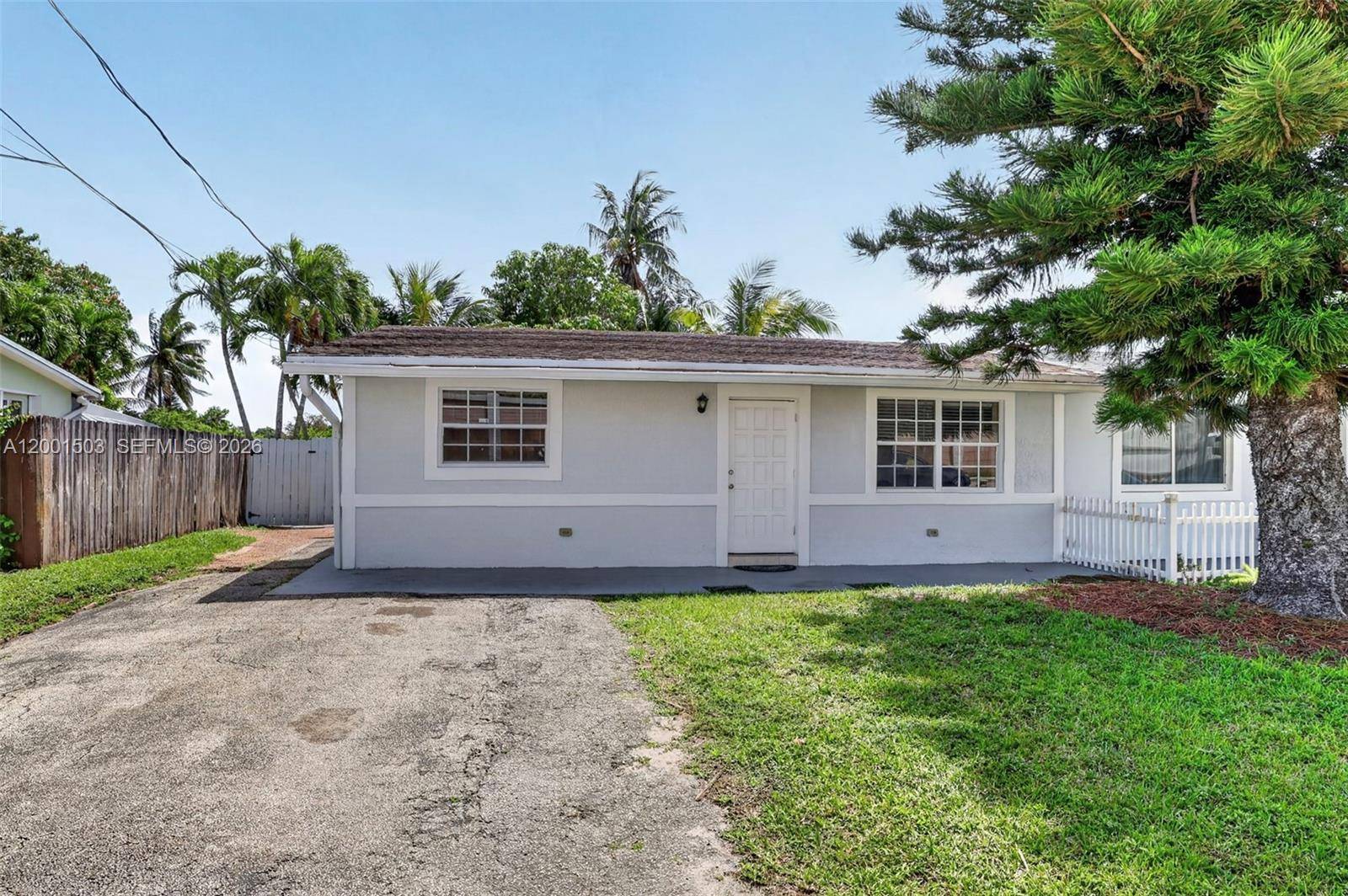 6878 SW 15th StNorth Lauderdale - picture