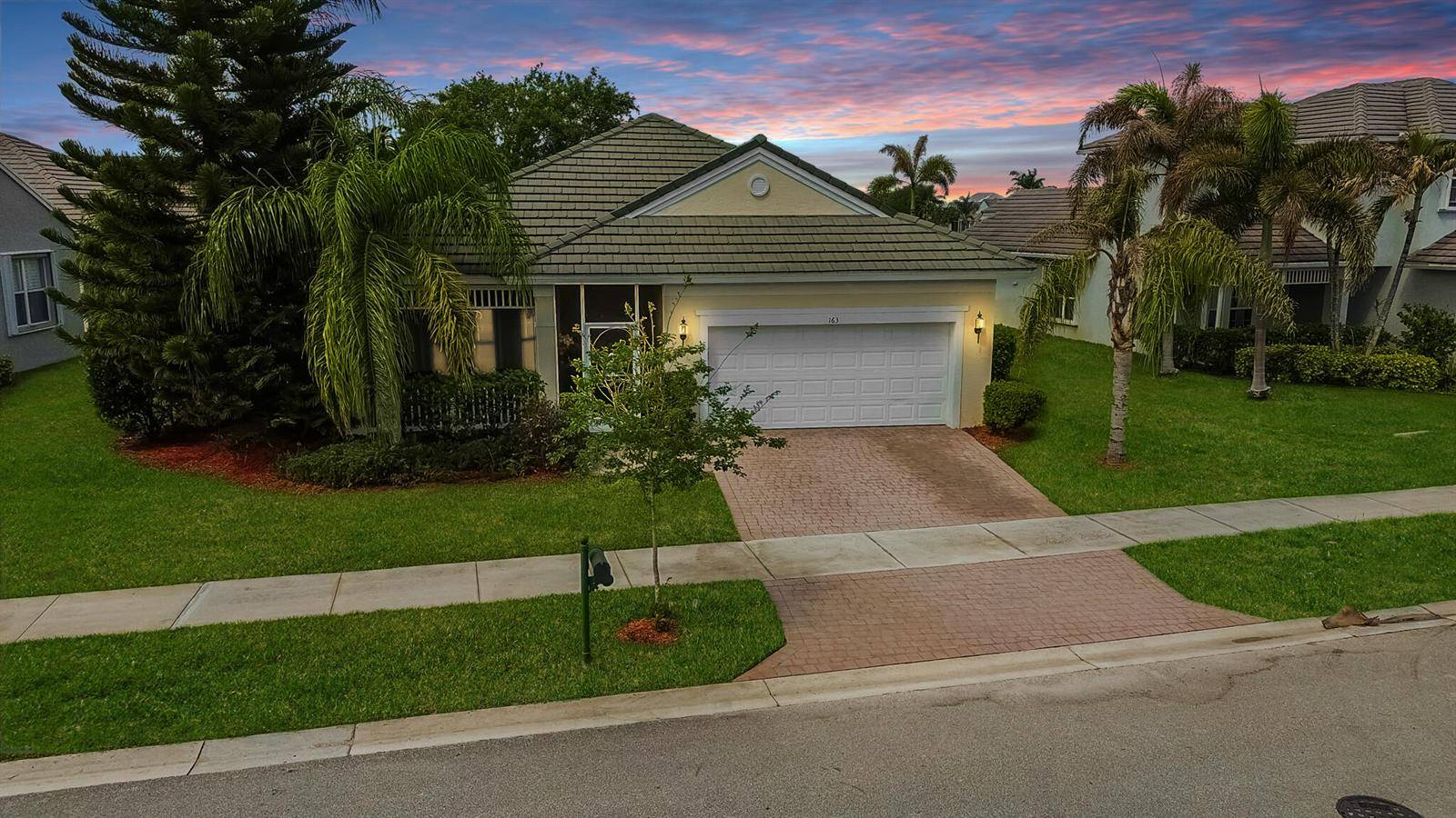 163 NW Pleasant GrovePort St. Lucie - picture