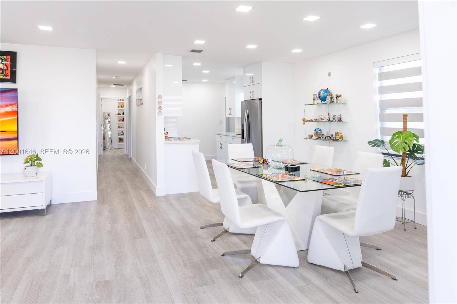 308 NW 2nd AveHallandale Beach - picture