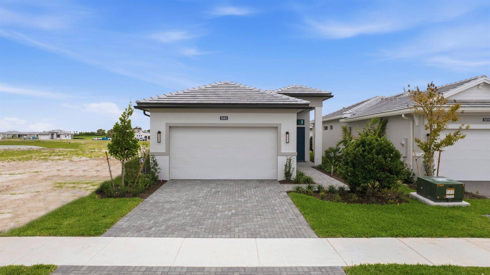 5084 Lido KeyWestlake - picture
