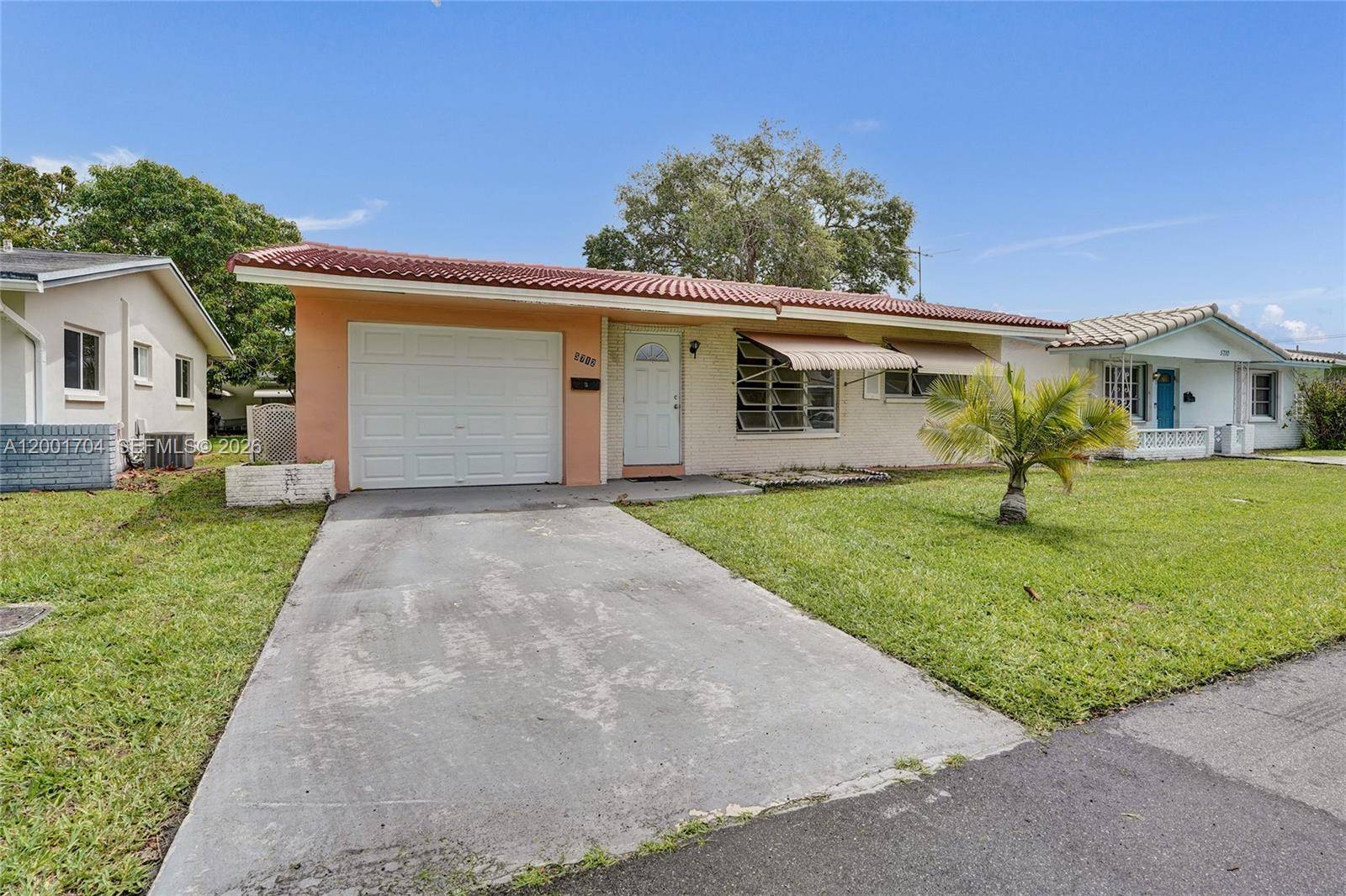 5712 NW 66th AveTamarac - picture