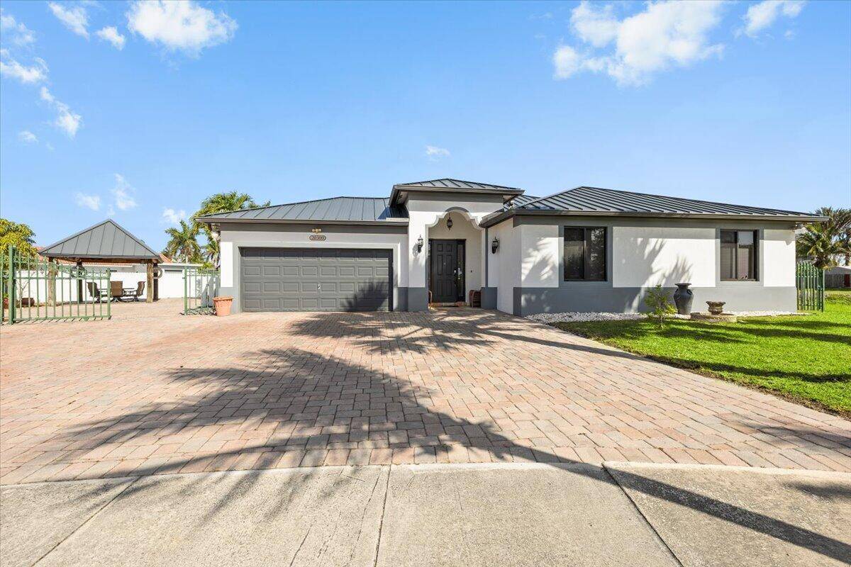 20300 SW 129thMiami - picture