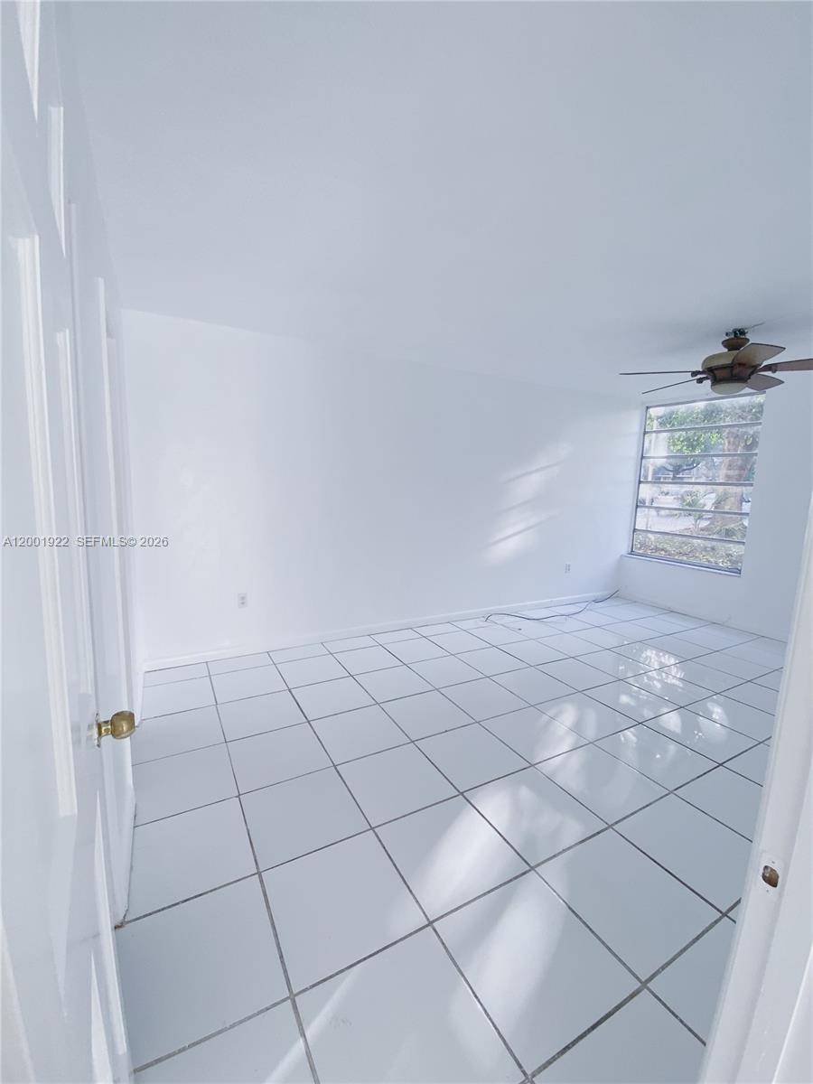 870 NW 87th AveMiami - Condo 1-4 Stories,Condo condo unit 110 - picture