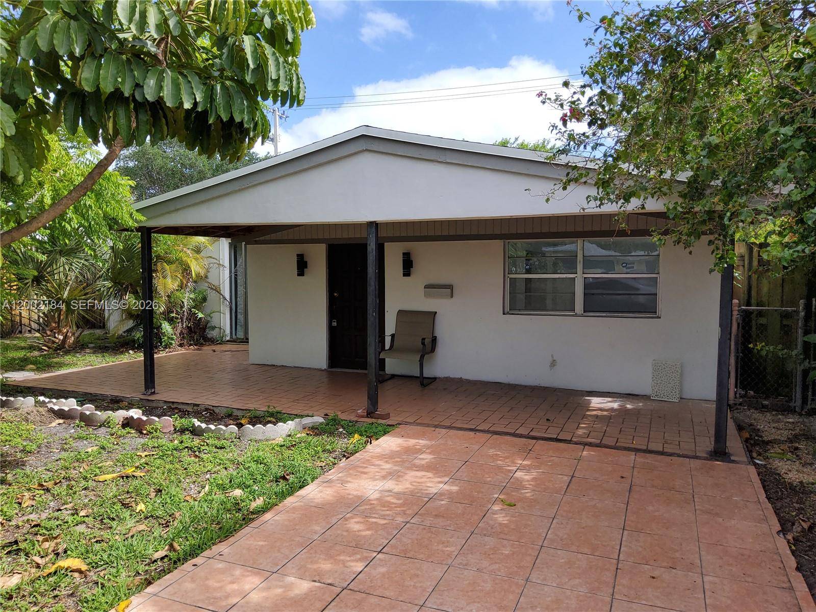 1348 NE 176th StNorth Miami Beach - picture