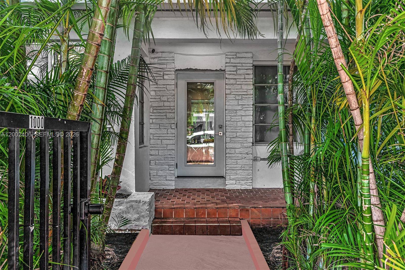 1002 10th StMiami Beach - MANGO ON 10TH CONDO condo unit 1002 - picture