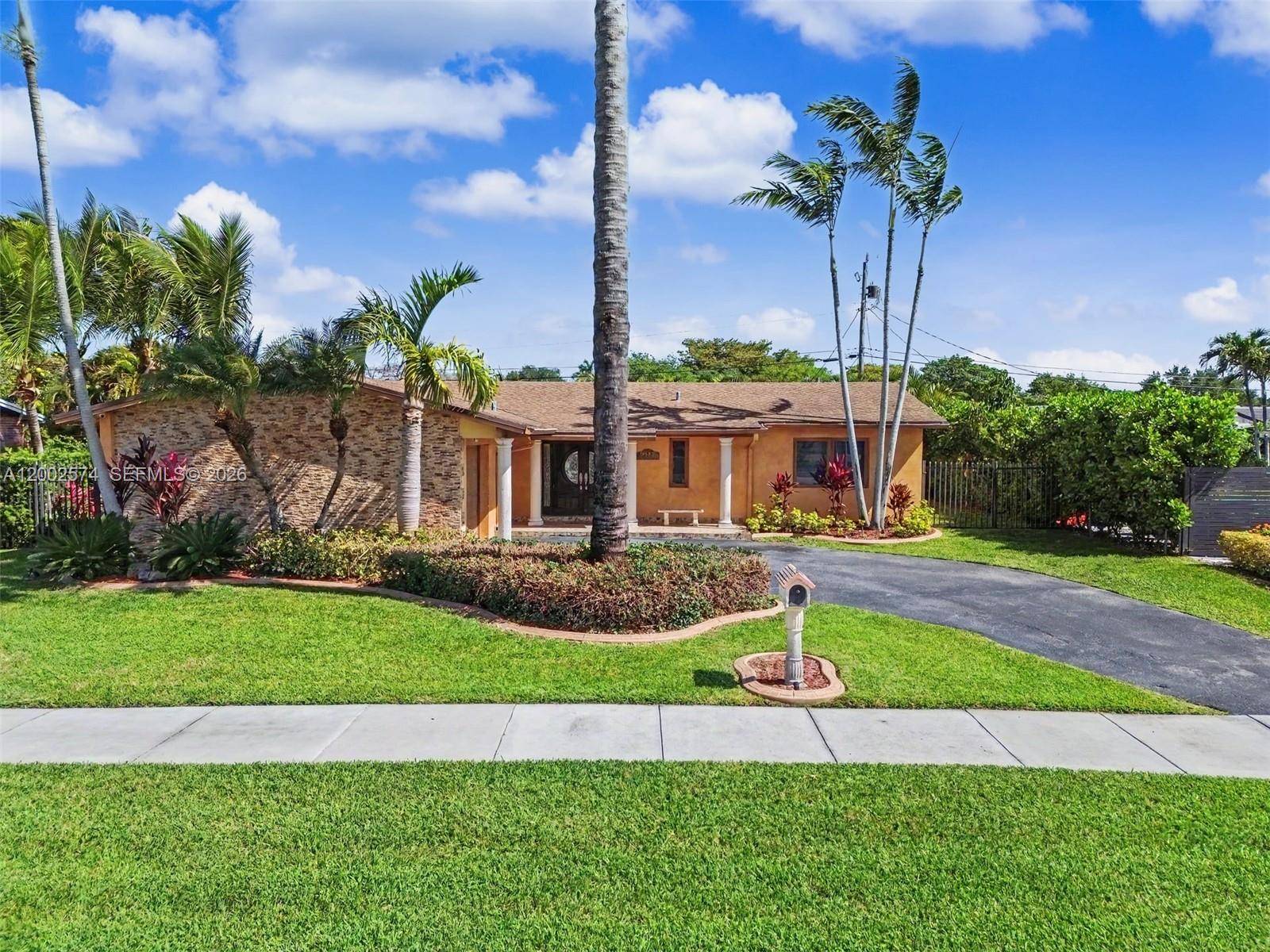 9837 SW 194th StCutler Bay - picture