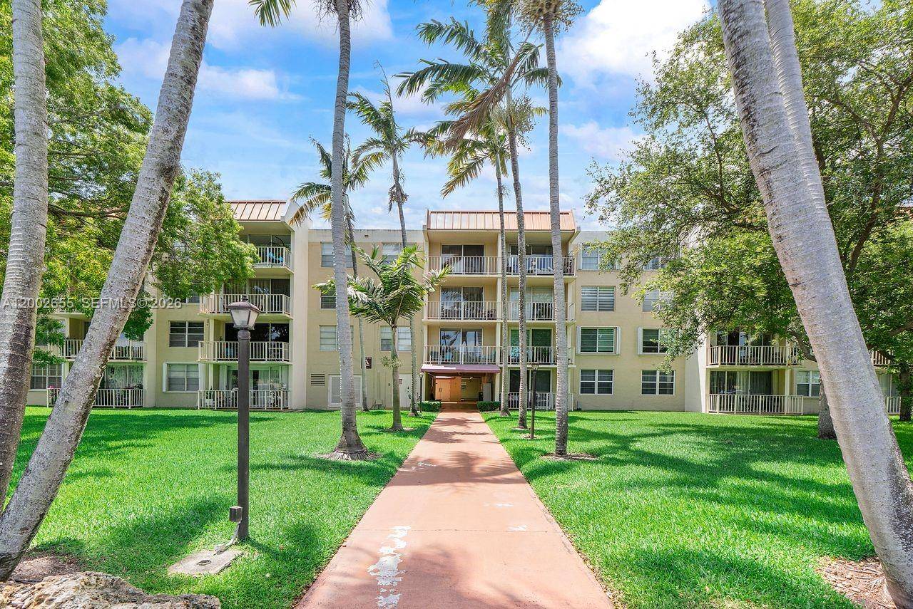 13100 SW 92nd AveMiami - Condo 1-4 Stories,Condo condo unit A-PH11 - picture
