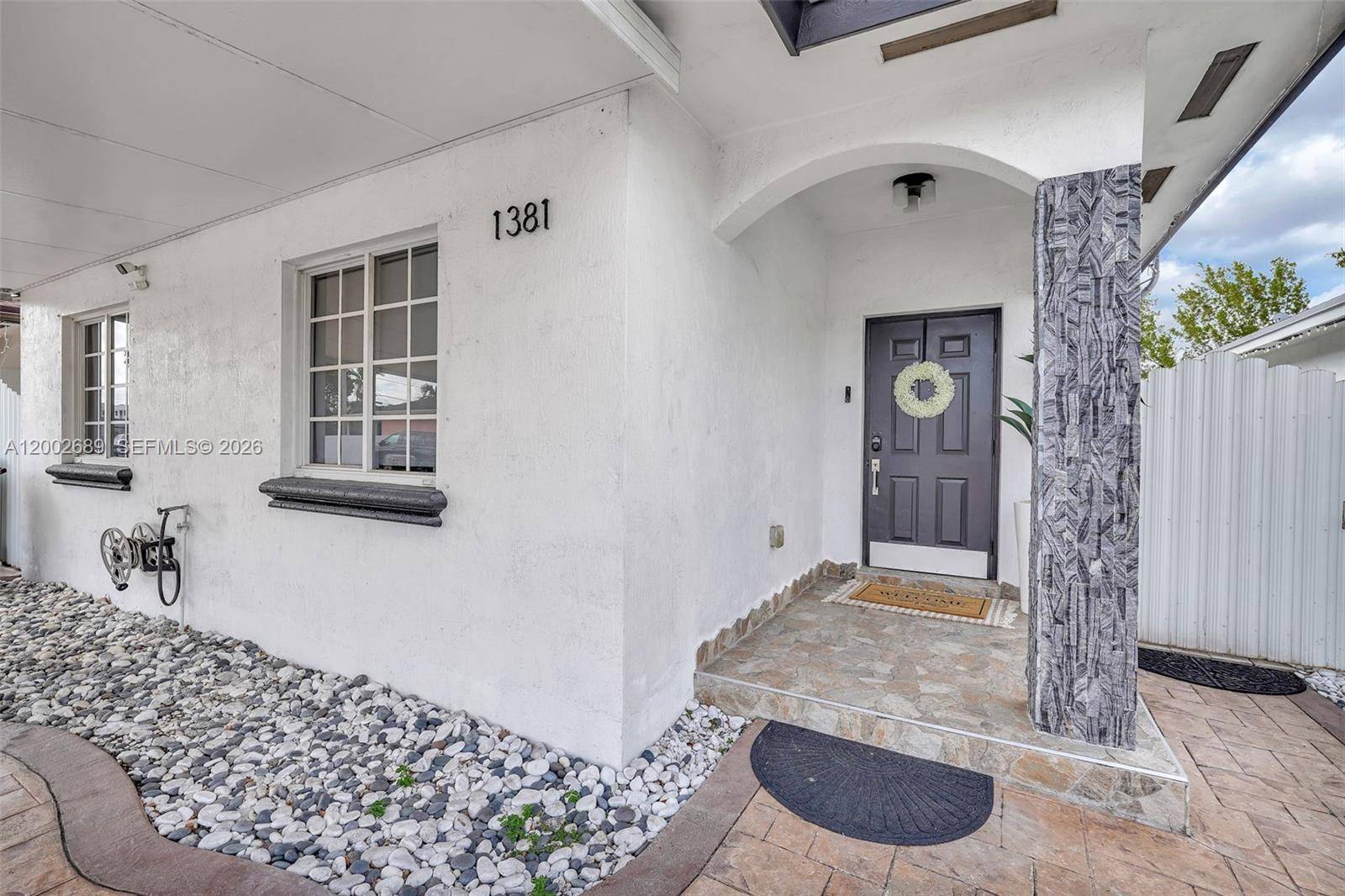 1381 W 30th StHialeah - picture