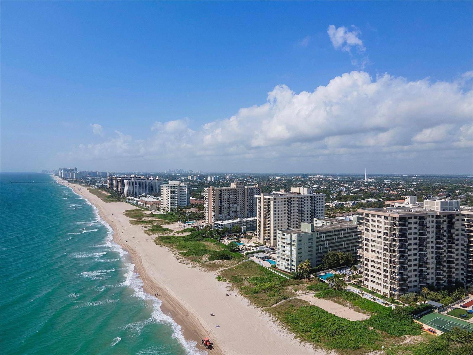 1900 S OceanLauderdale By The Sea - Condo condo unit 8l - picture