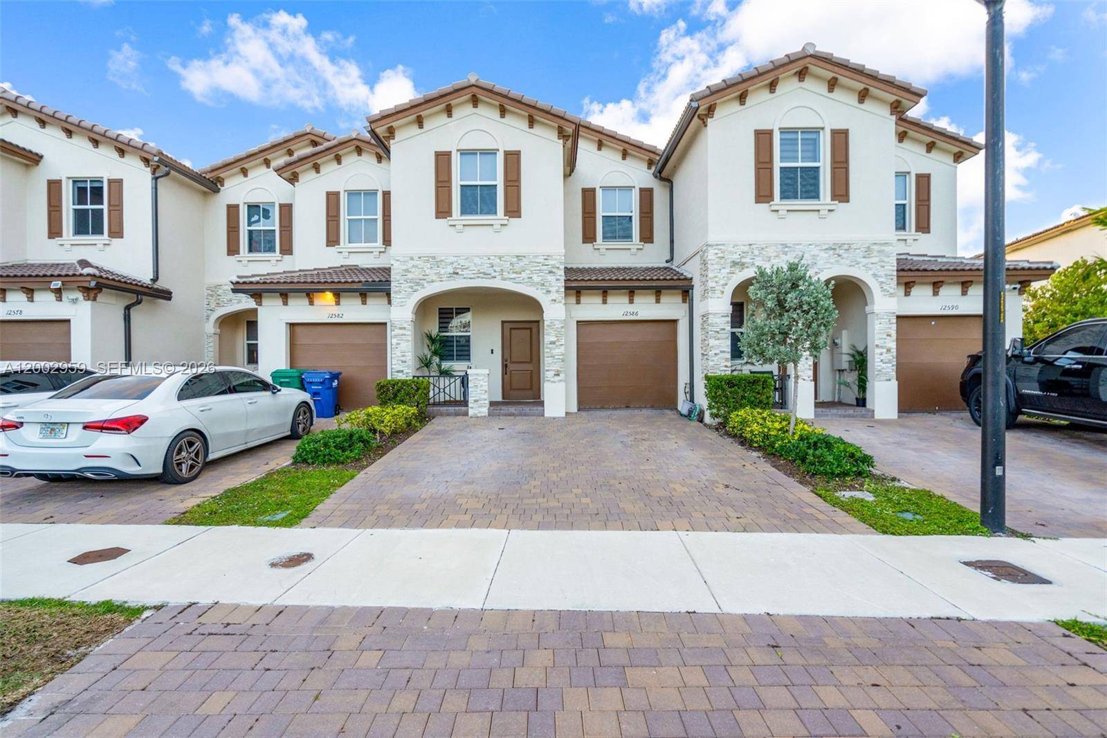 12586 NW 22nd PlMiami - picture