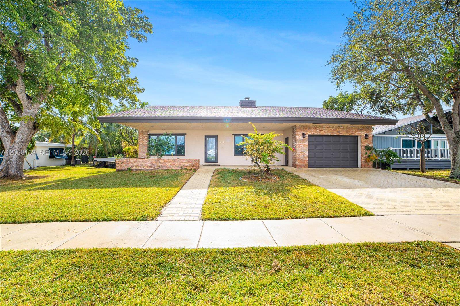 614 NE 3rd StDania Beach - picture