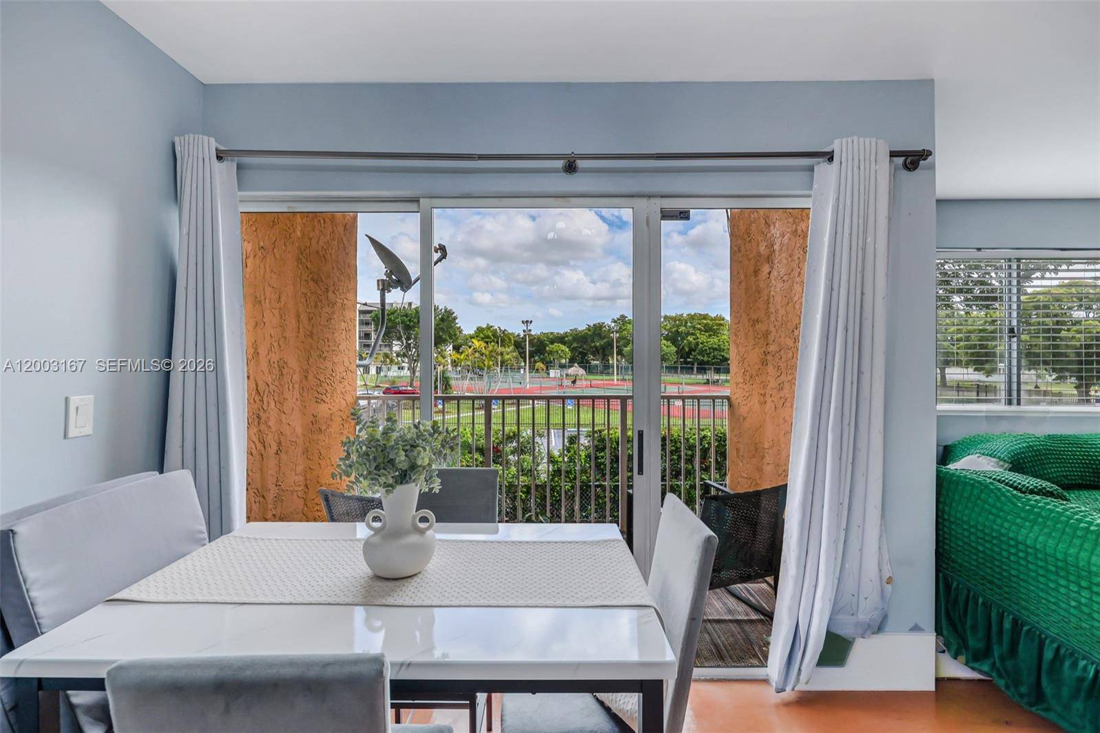 6255 Kendale Lakes CirMiami - PASEO REAL CONDO condo unit 218 - picture