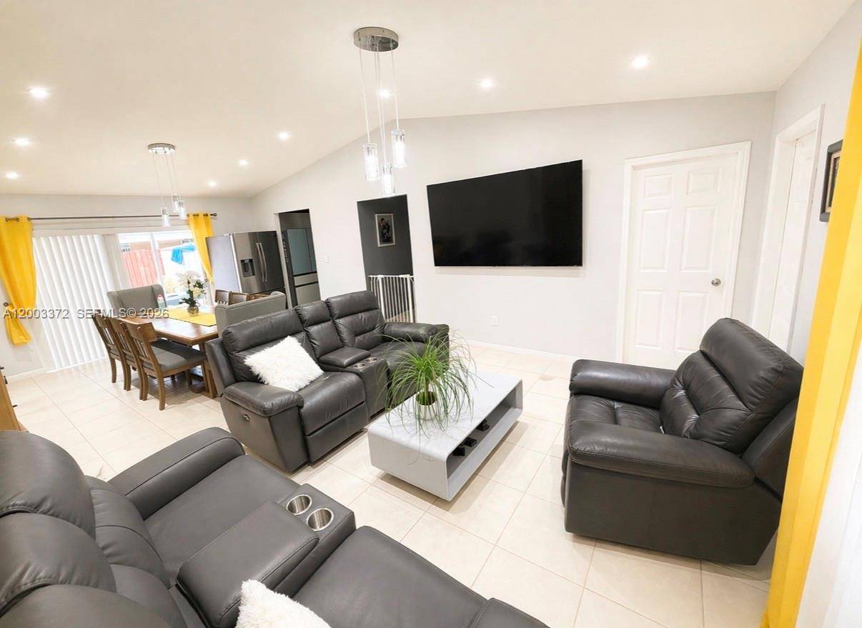 21321 SW 125th PathMiami - picture
