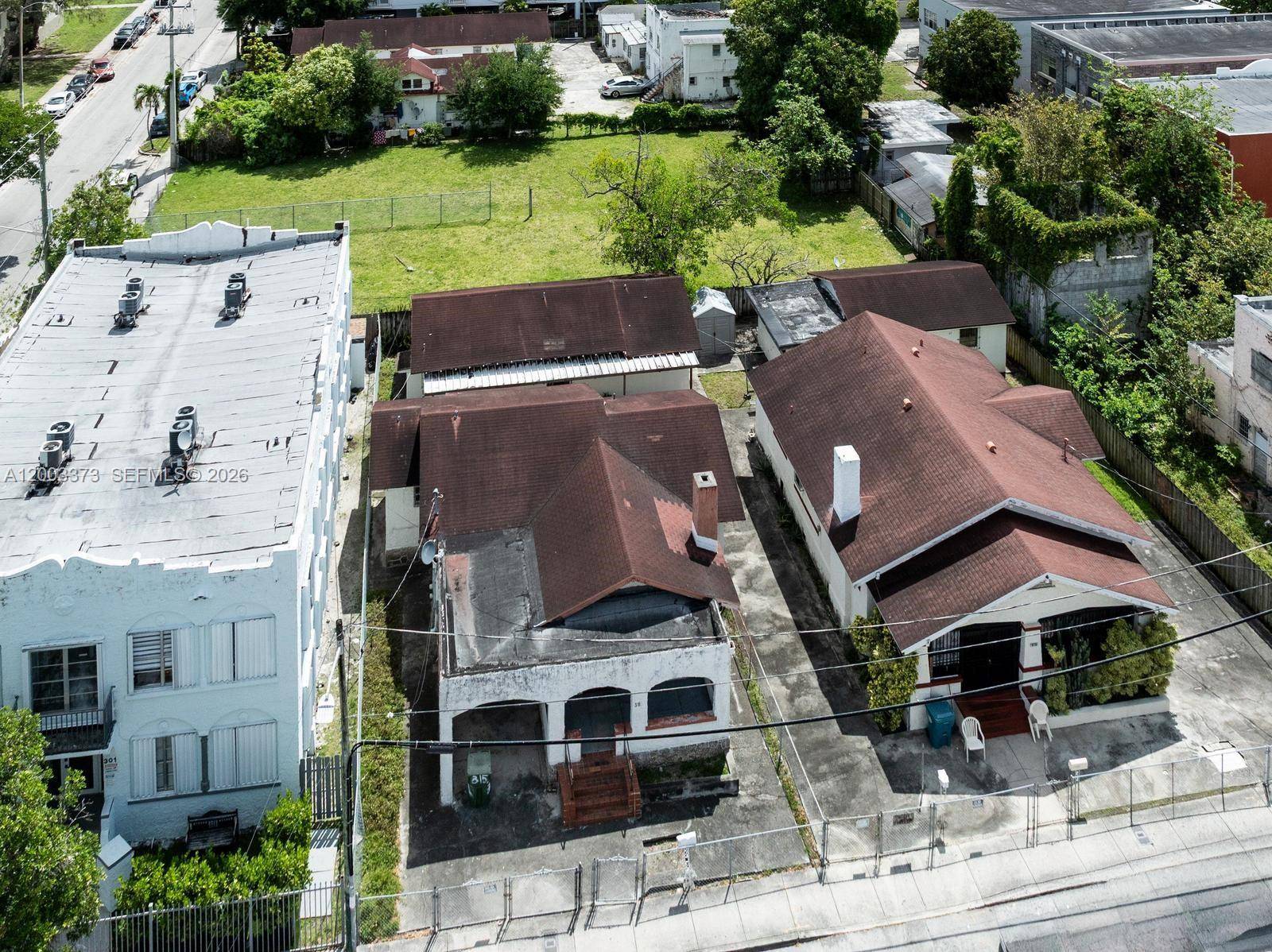 311 SW 10th AveMiami - picture
